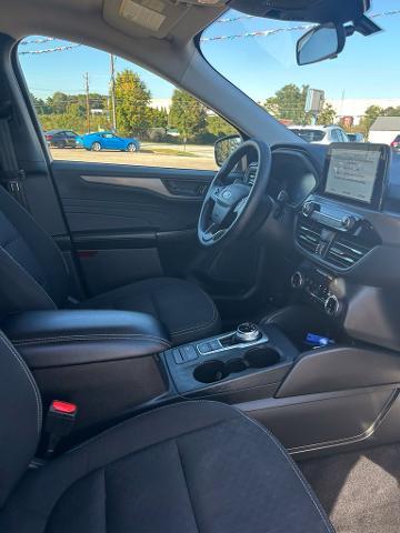 2025 Ford Escape - $18,998