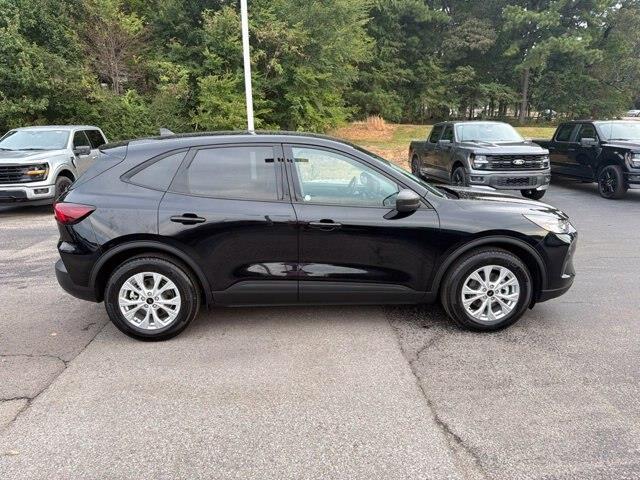 2025 Ford Escape - $26,975
