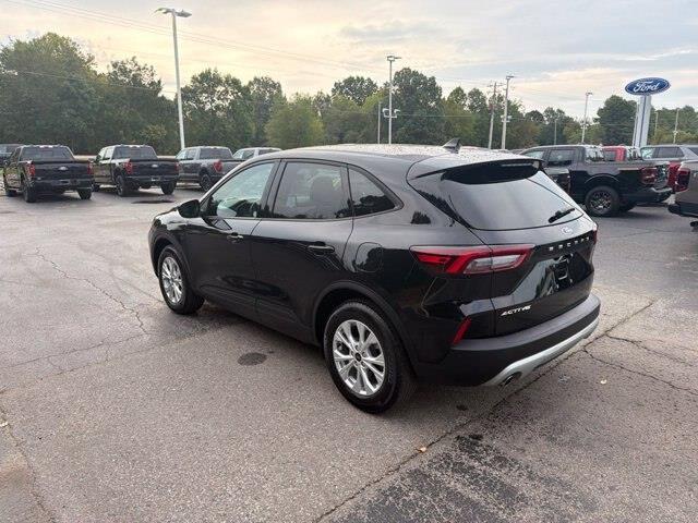 2025 Ford Escape - $26,975