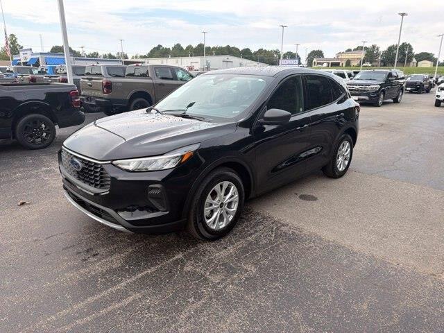 2025 Ford Escape - $26,975