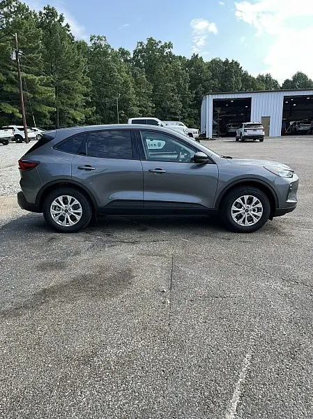 2026 Ford Escape - $28,911