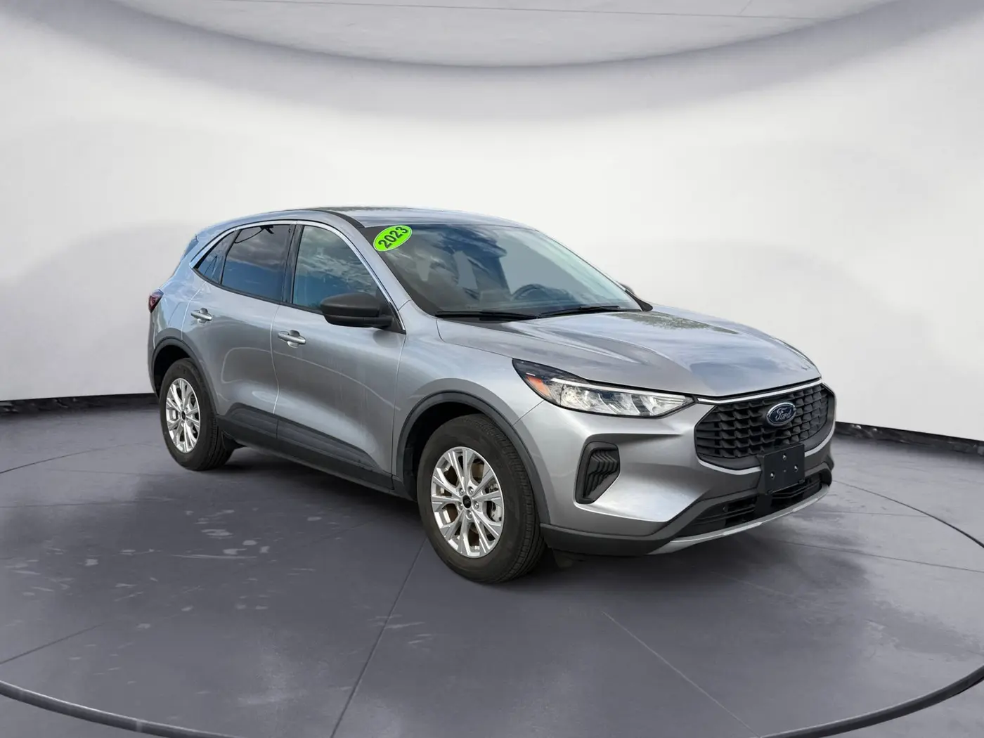 2023 Ford Escape - $21,691