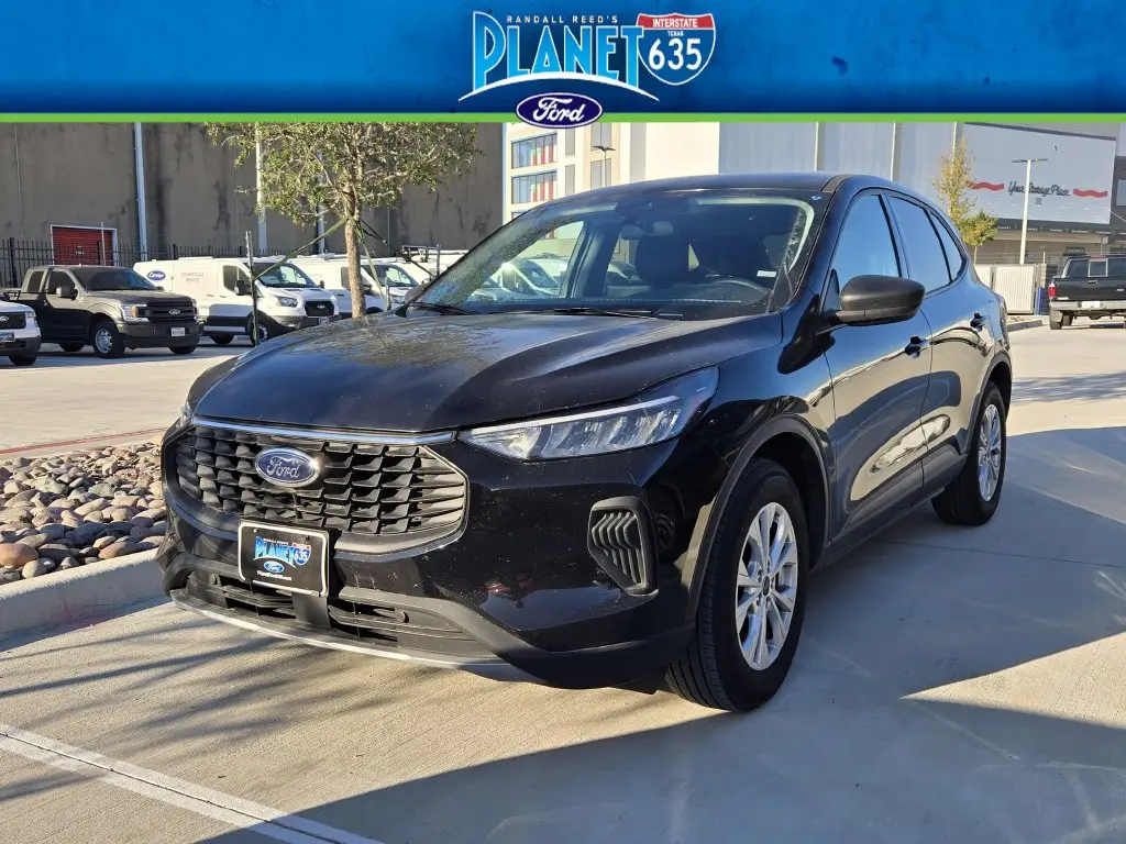 2025 Ford Escape - $19,958
