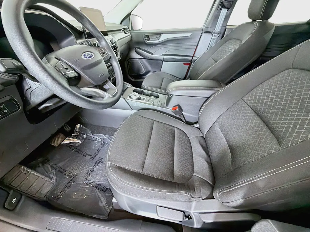 2025 Ford Escape - $19,999