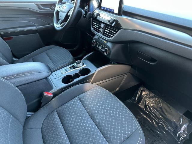 2025 Ford Escape - $18,913