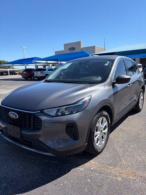 2024 Ford Escape