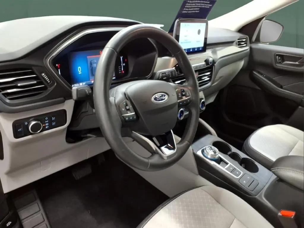 2024 Ford Escape - $21,995