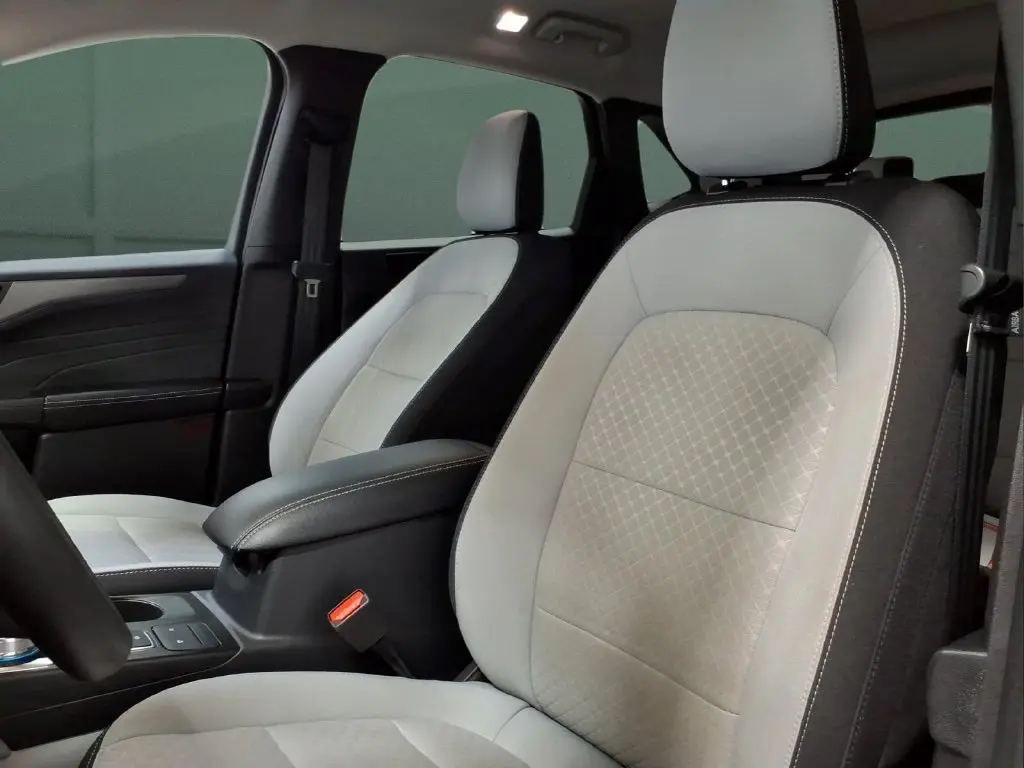 2024 Ford Escape - $21,995