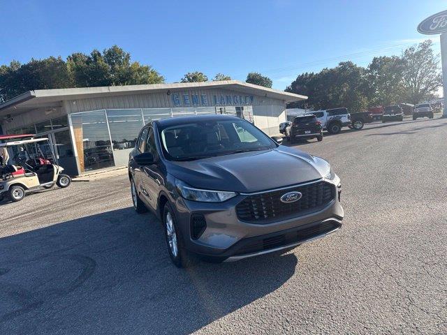 2024 Ford Escape - $19,499