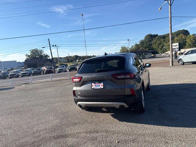 2024 Ford Escape - $19,499