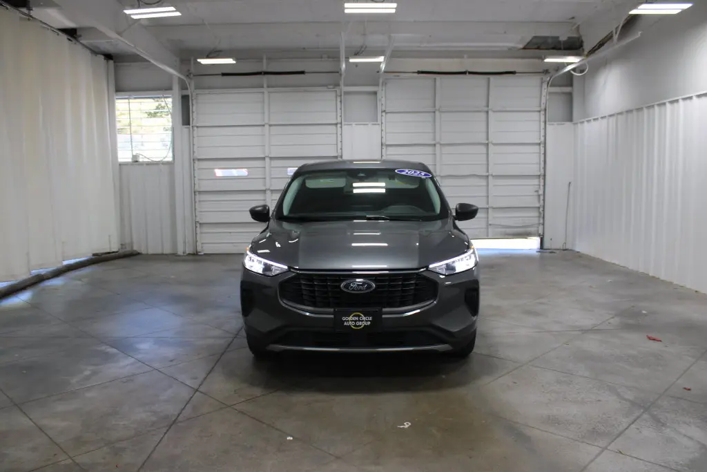 2025 Ford Escape - $21,698