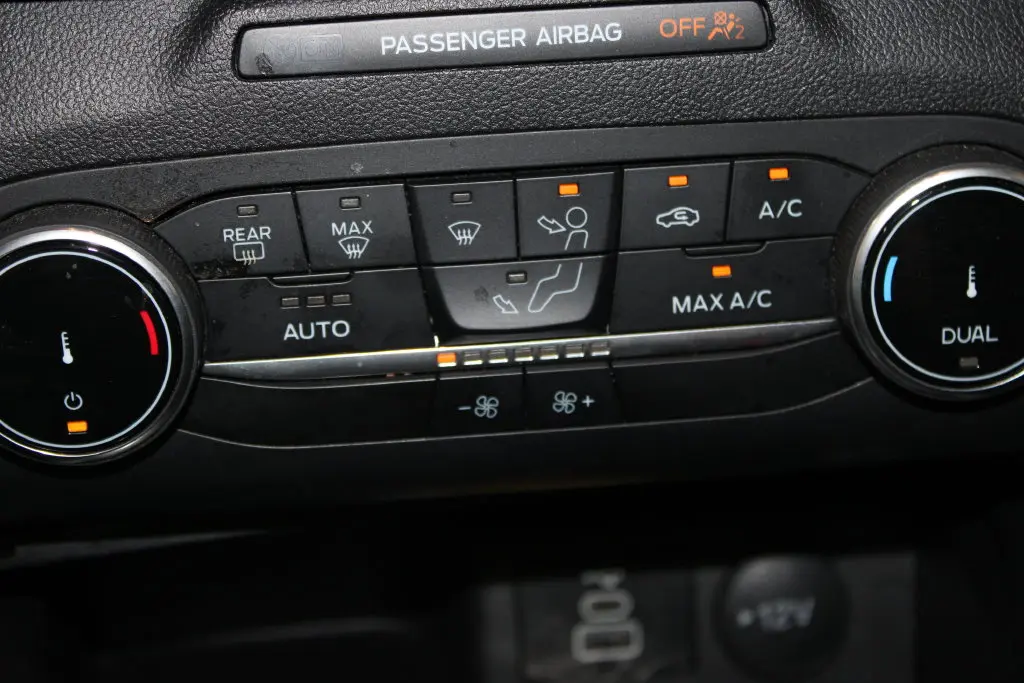 2025 Ford Escape - $21,698