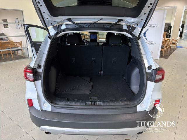 2026 Ford Escape - $25,100