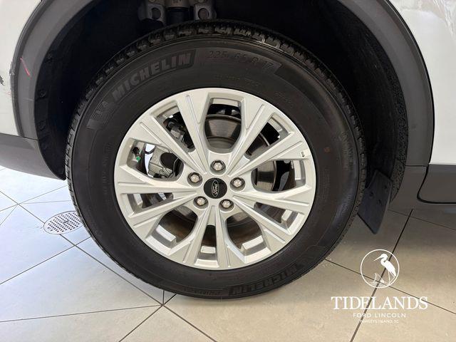 2026 Ford Escape - $25,100
