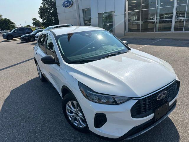 2023 Ford Escape - $22,323
