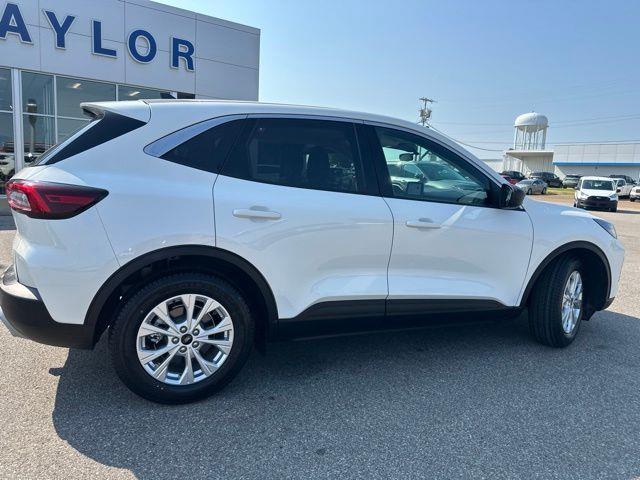 2023 Ford Escape - $22,323