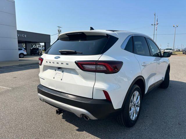 2023 Ford Escape - $22,323