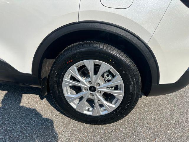 2023 Ford Escape - $22,323