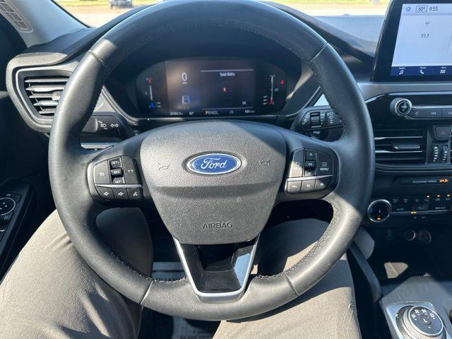 2023 Ford Escape - $22,323