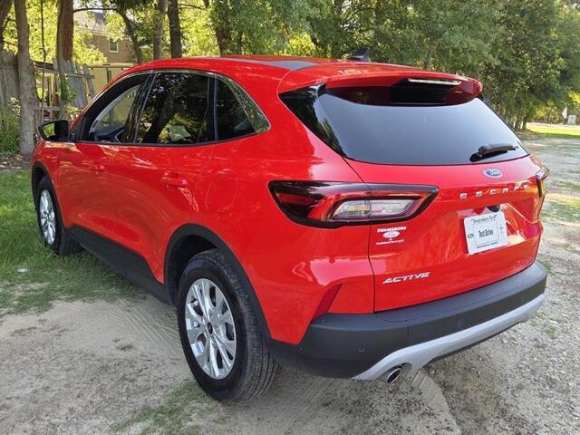 2024 Ford Escape - $24,543