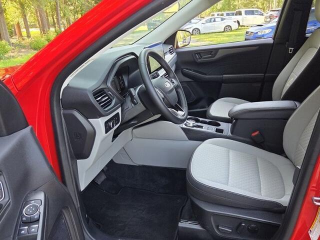 2024 Ford Escape - $24,543