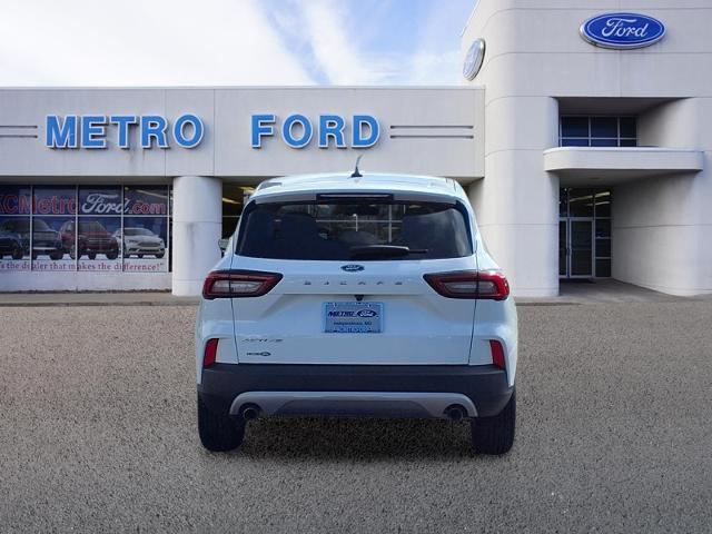 2024 Ford Escape - $19,980