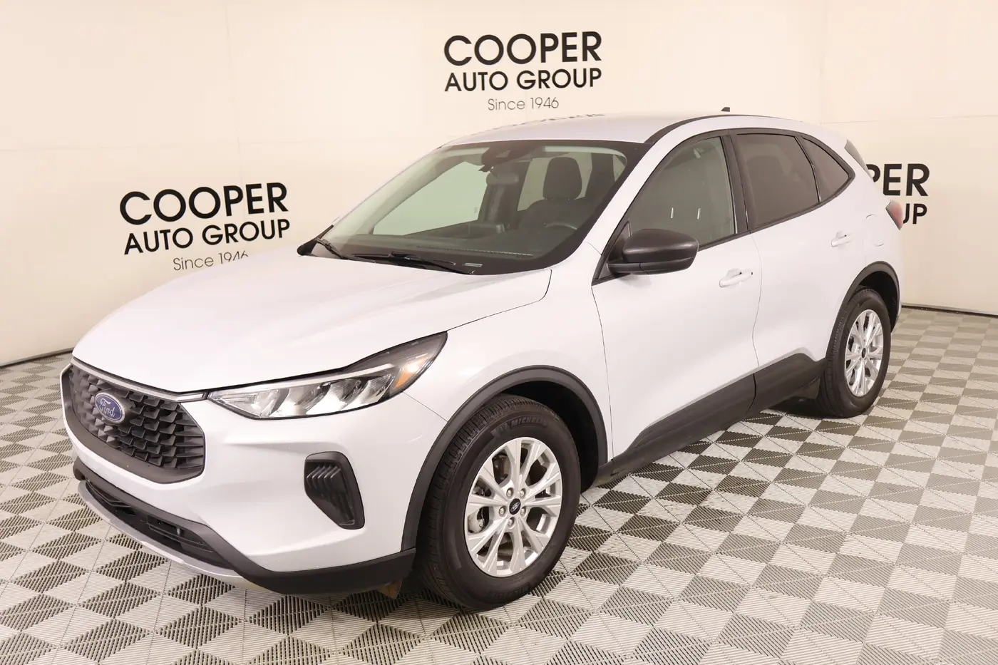 2025 Ford Escape - $20,747