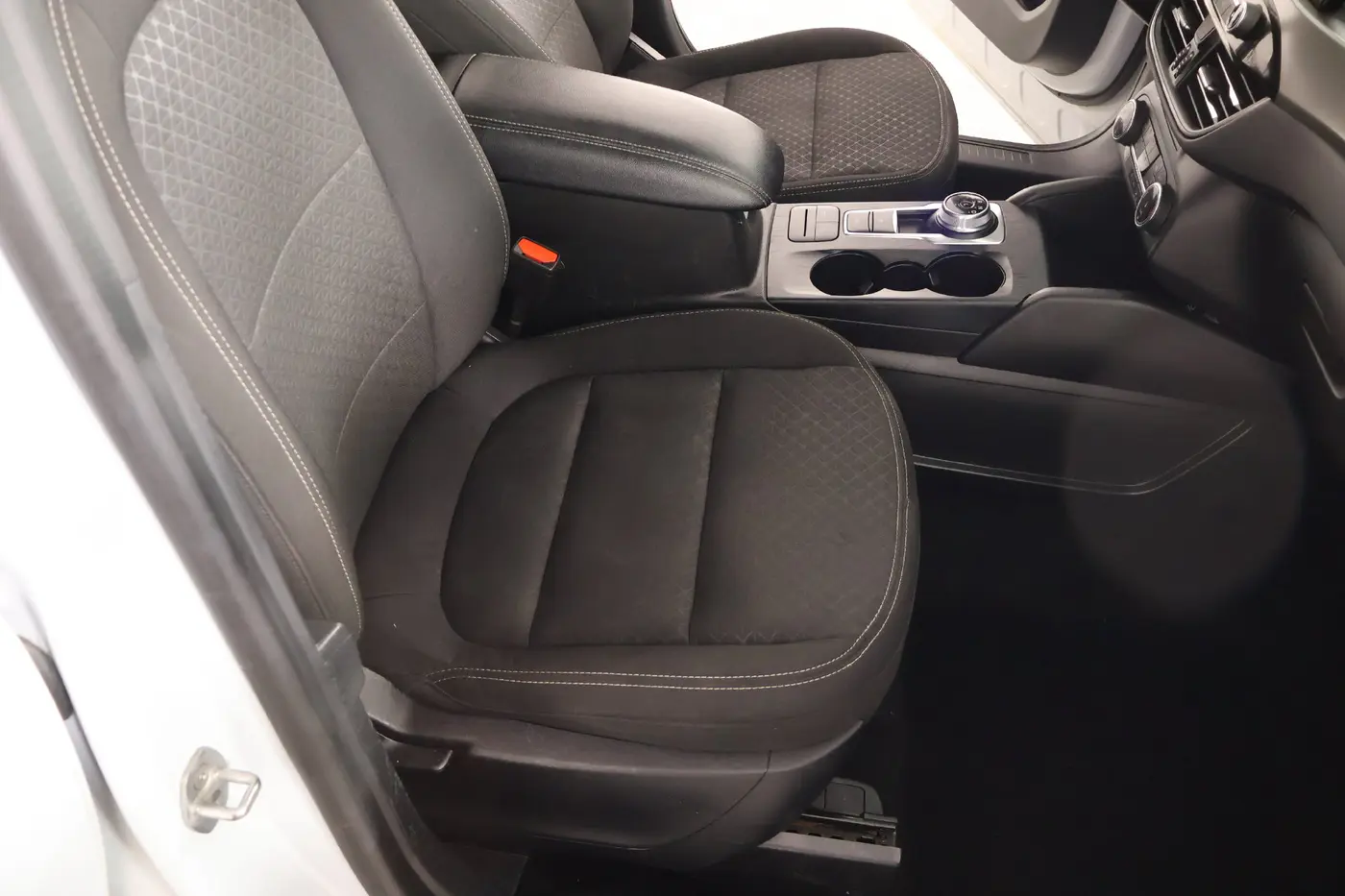 2025 Ford Escape - $20,747