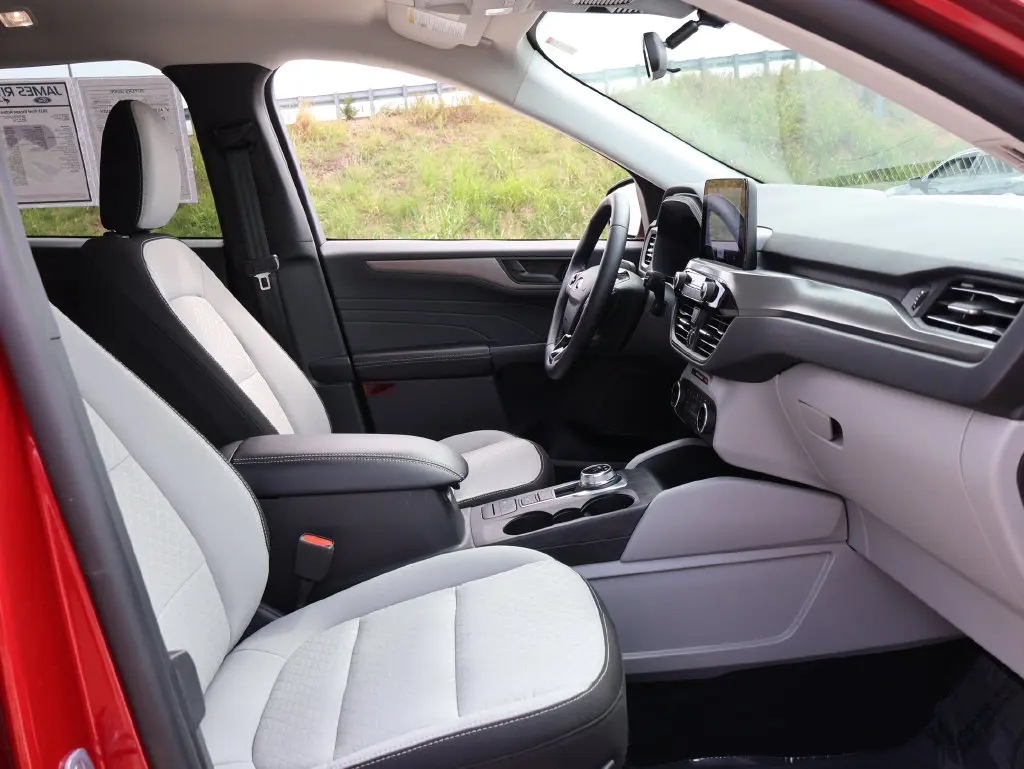 2025 Ford Escape - $24,991