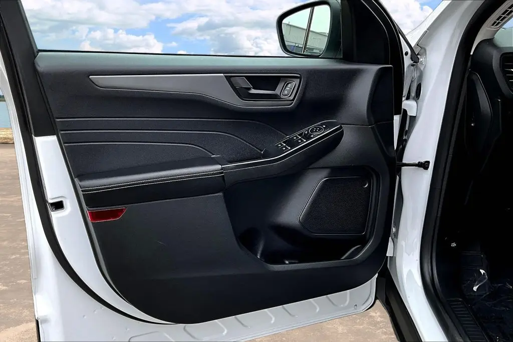 2025 Ford Escape - $19,798