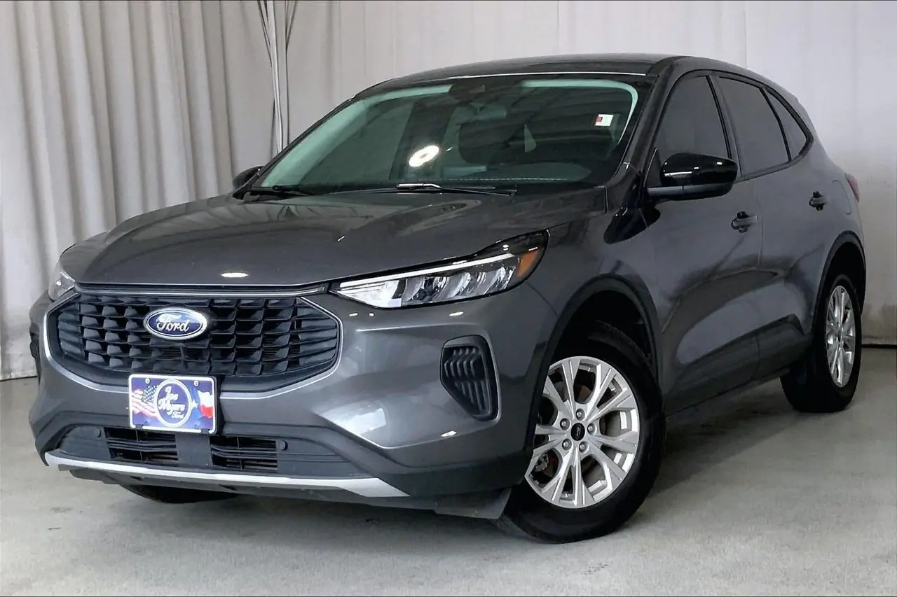 2025 Ford Escape - $18,683