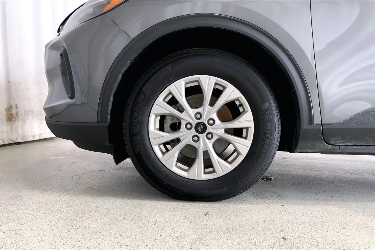 2025 Ford Escape - $18,683