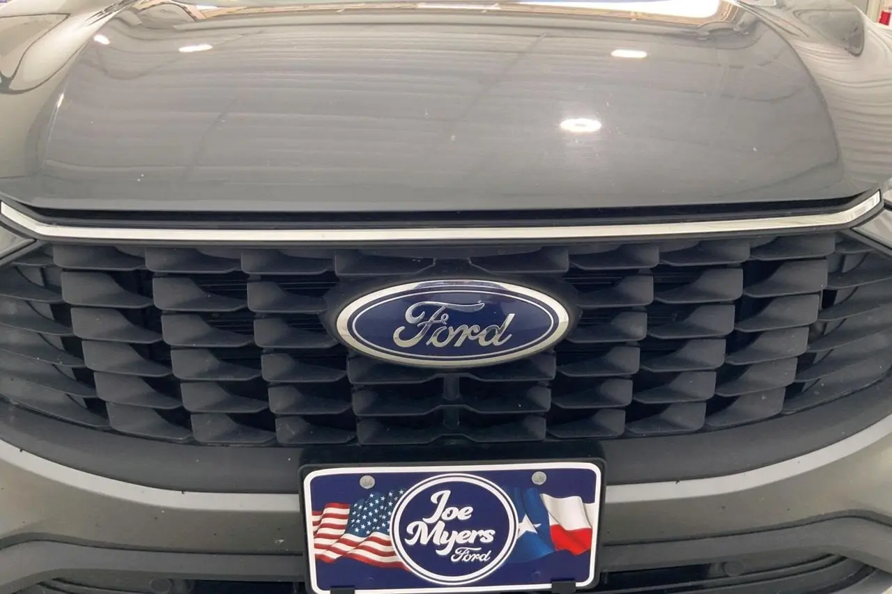 2025 Ford Escape - $18,683