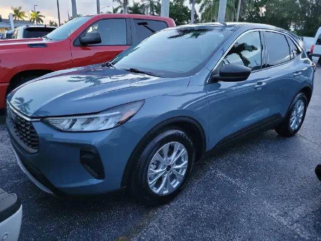 2023 Ford Escape - $13,990