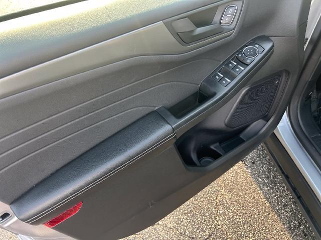 2024 Ford Escape - $17,700