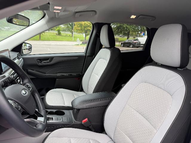 2024 Ford Escape Active — photo 1 of 12