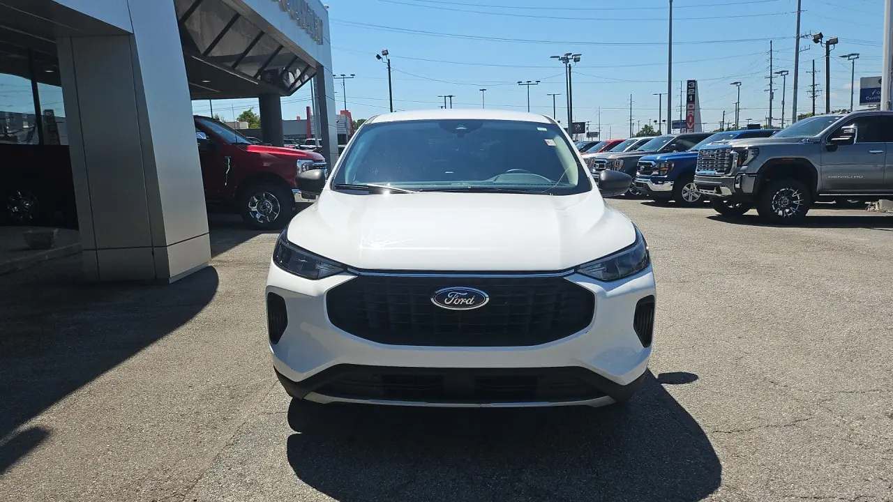 2025 Ford Escape - $21,958
