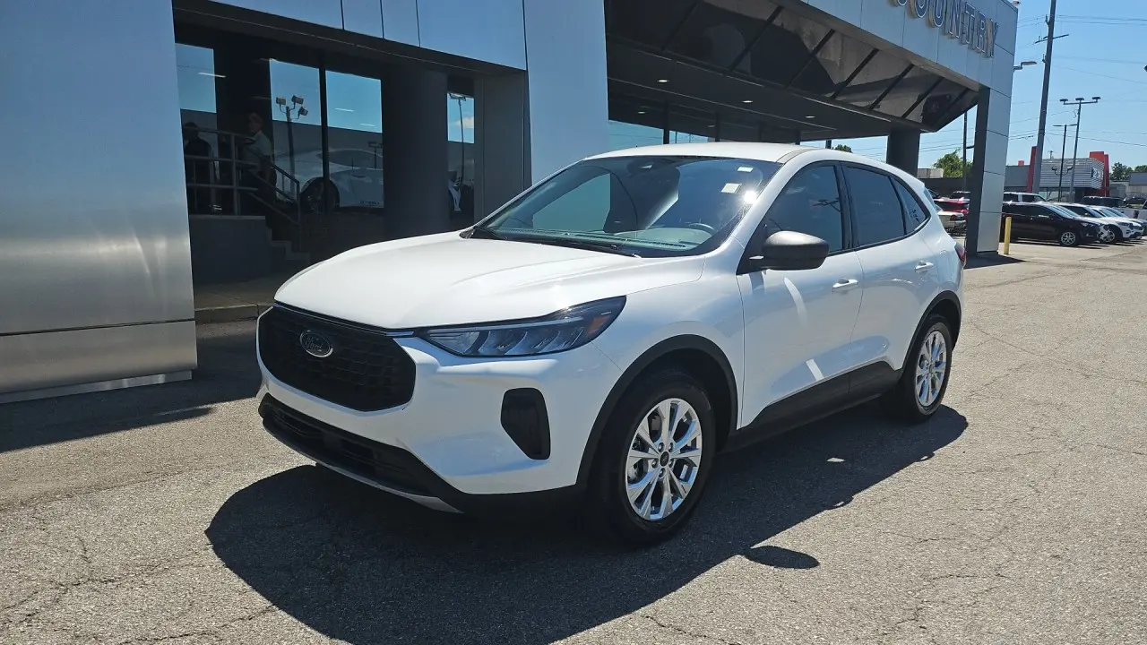 2025 Ford Escape - $21,958