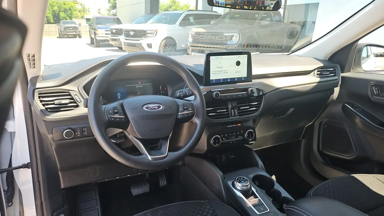 2025 Ford Escape - $21,958