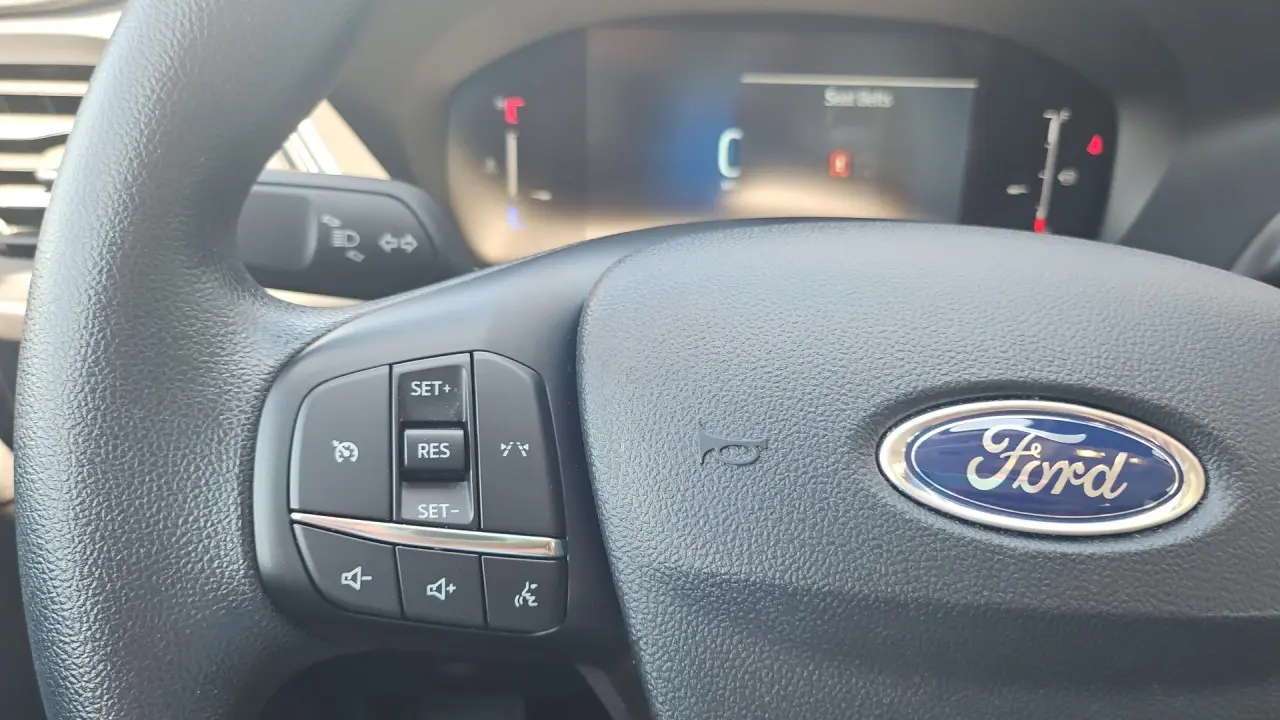 2025 Ford Escape - $21,958