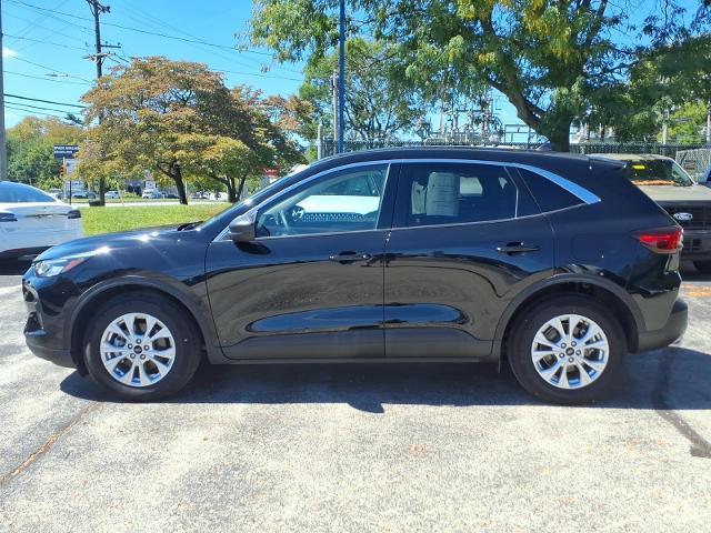 2023 Ford Escape - $23,500