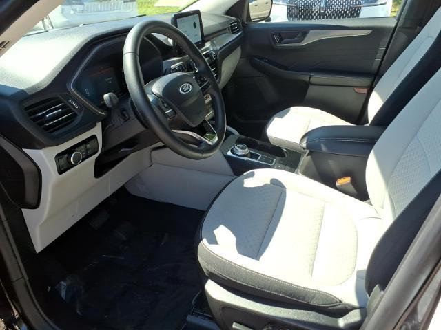 2023 Ford Escape - $23,500