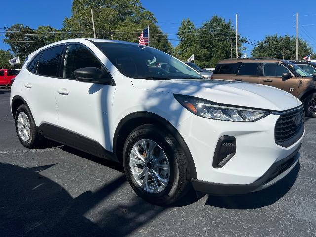 2024 Ford Escape - $21,900