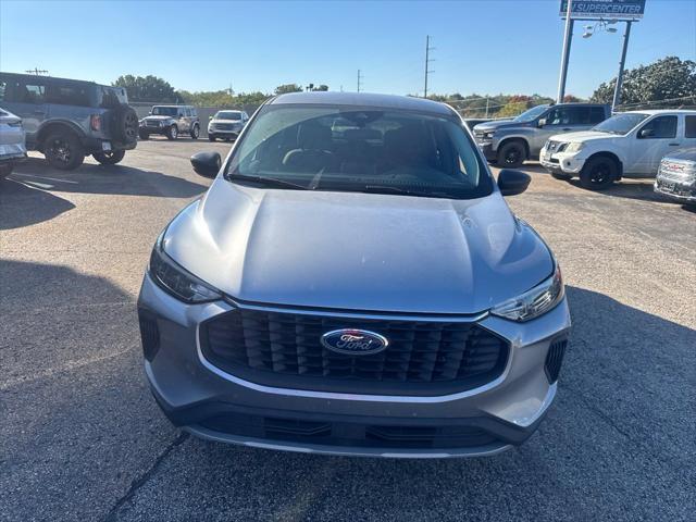 2024 Ford Escape - $22,199