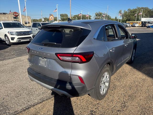 2024 Ford Escape - $22,199