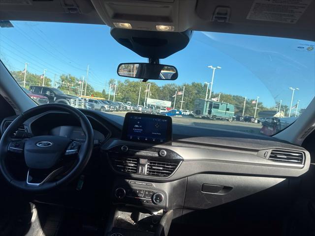 2024 Ford Escape - $22,199