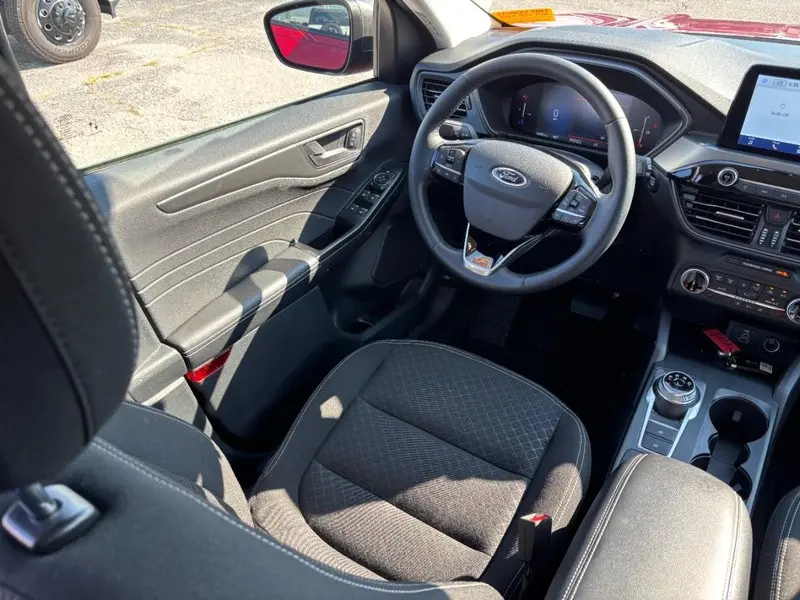 2025 Ford Escape - $22,500
