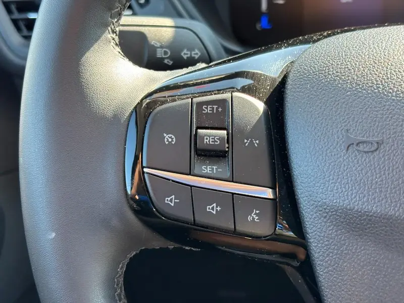 2025 Ford Escape - $22,500