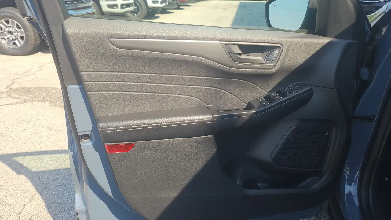 2025 Ford Escape - $22,135