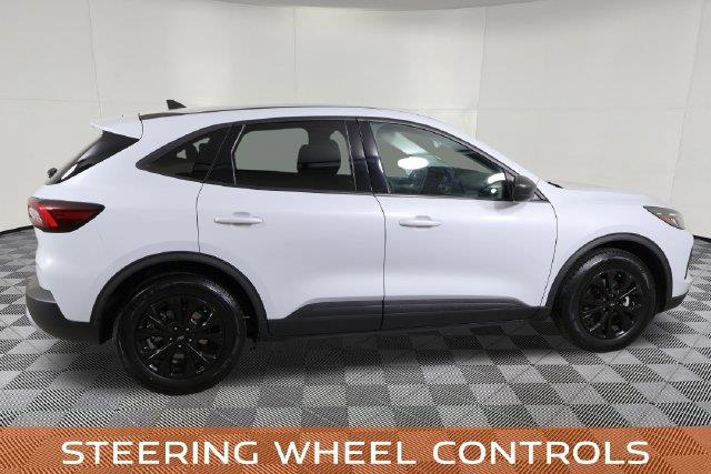 2025 Ford Escape - $19,400